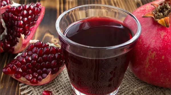 5 red fruits to help control blood pressure
