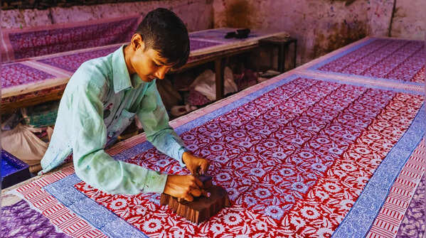 Jaipur: Visiting Amber fort at mid-day