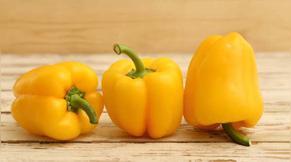 Yellow bell pepper: The balanced middle ground