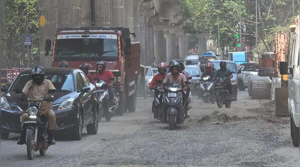 Traffic issues near metro station