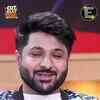 Article image for: <i class="tbold">Mika Singh</i> Pranks Raman Kapoor in Hilarious Moment