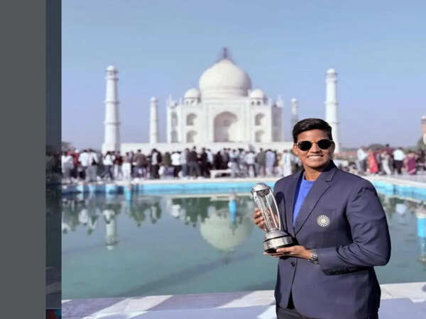 Taj Photos