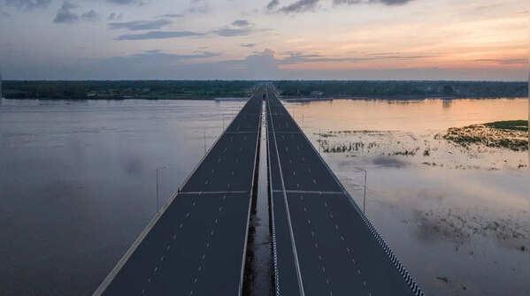 Expressway to generate 3 lakh jobs, boost industry and economy