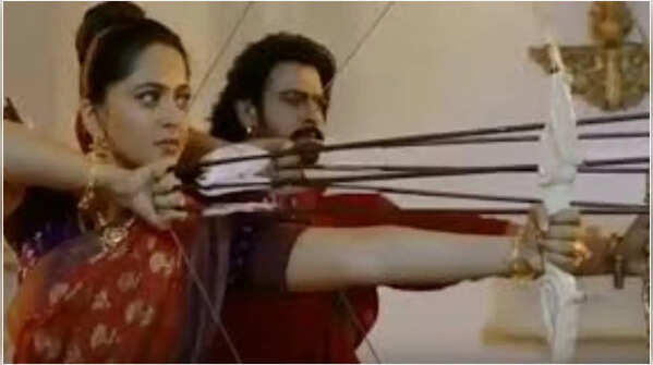 Training scene shows bond