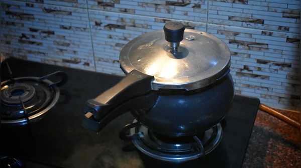 Should dal be cooked in a pressure cooker?