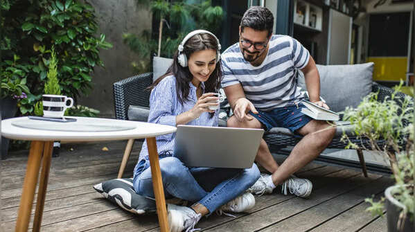 Things you’ll only realise about your partner when you WFH together