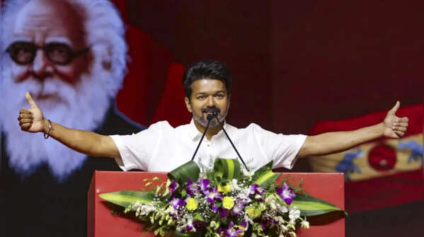 Political observers take note of dramatic shift