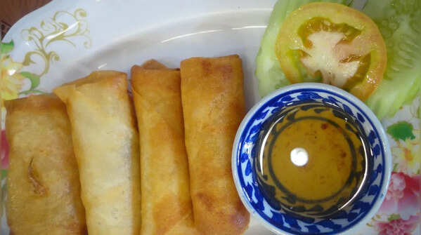 Relish a Chinese breakfast at Tiretta Bazaar