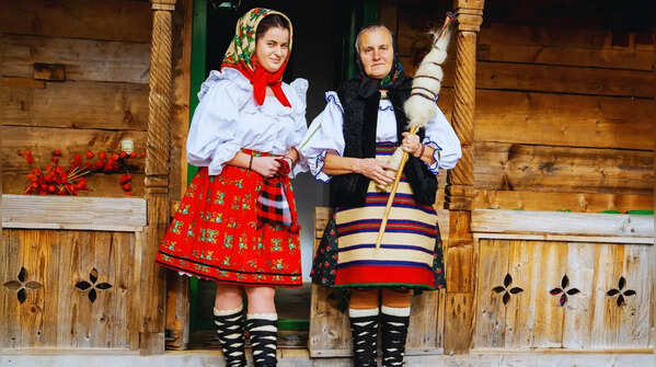 Ivanov, Smirnov: Patronymic family names in Eastern Europe