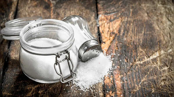 Signs that your salt is affected by moisture