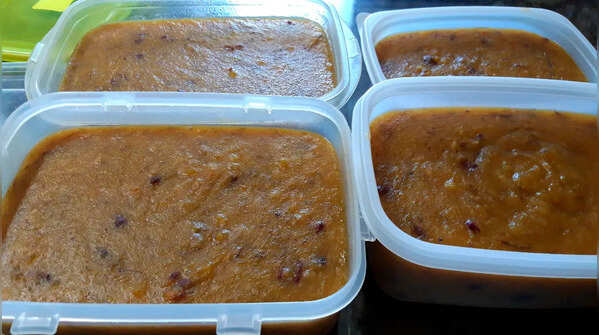Why does dal thicken when chilled?