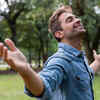 Hand gestures when you are not talking
