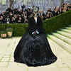 The <i class="tbold">red carpet</i> look: dramatic, artistic, and impossible to ignore