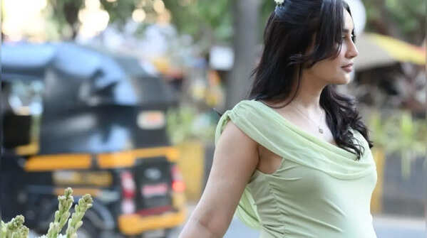 Surbhi Jyoti is angelic in pastel green