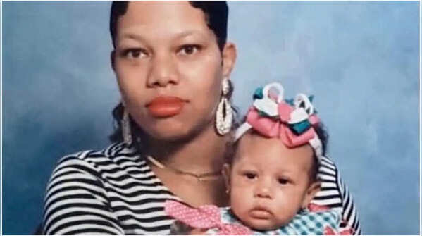 Holly Thomas, Megan Thee Stallion’s mother