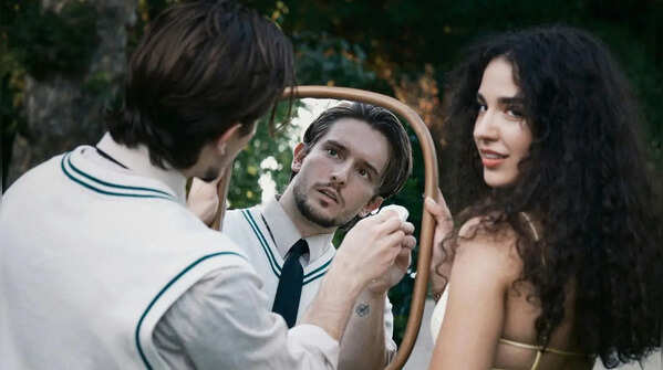 The soul mate as mirror