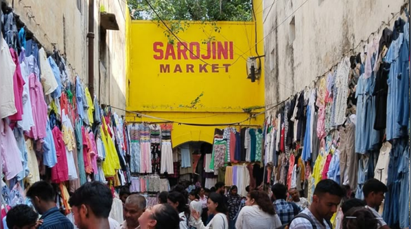 Sarojini Nagar, New Delhi: The Export Alleys