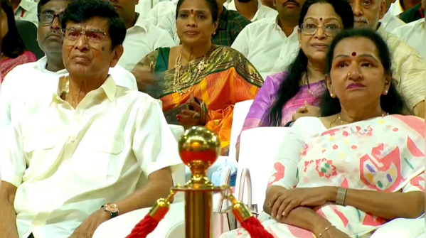 Vijay’s parents attend swearing-in ceremony