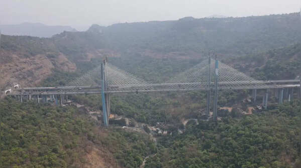 Remaining Heavy Vehicles Continue on Ghat Section