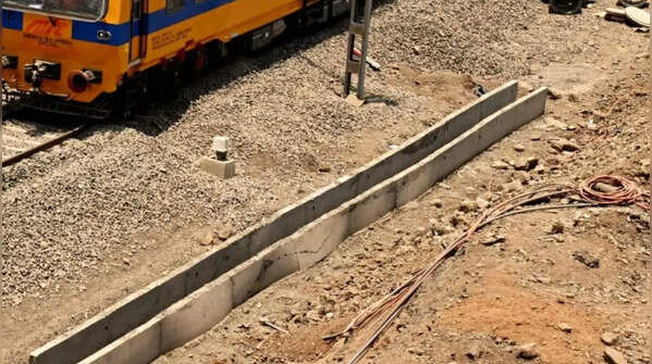 Girders installation in navi mumbai