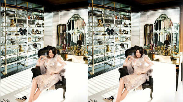 Glam walk-in wardrobe