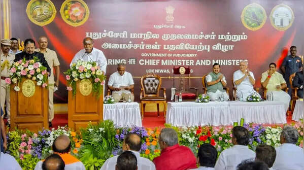 Rangaswamy takes oath in grand swearing-in ceremony