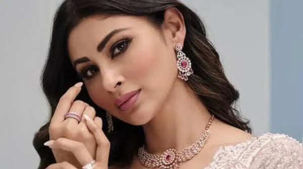 Mouni Roy