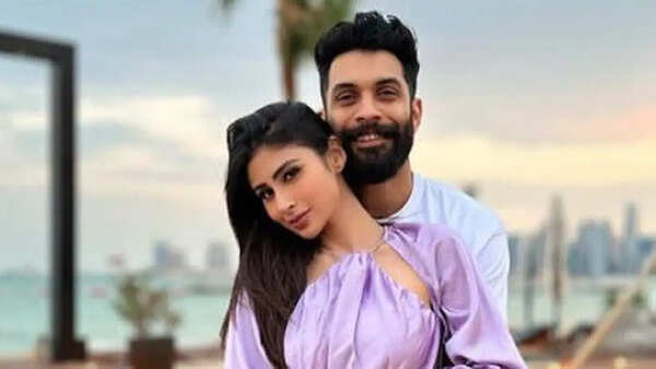 Mouni Roy Pictures