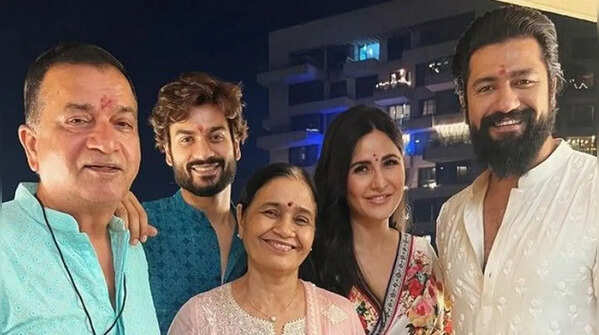 A look at Vicky Kaushal's heartwarming family moments
