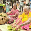 Article image for: Early rain leaves juice sellers high and dry