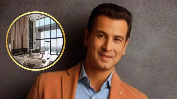 Ronit Roy Photos