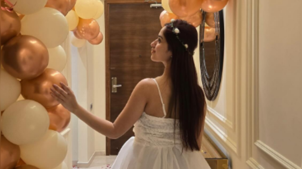 Correct mirror placement is an art in itself