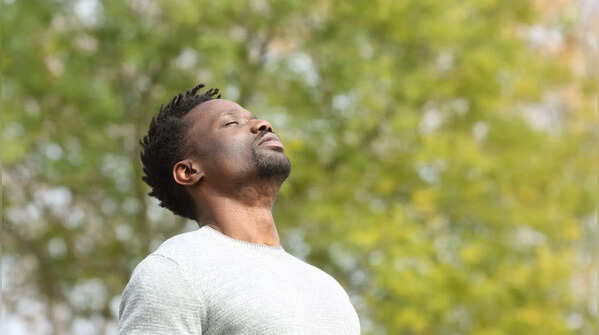 Emotional dissonance without conflict