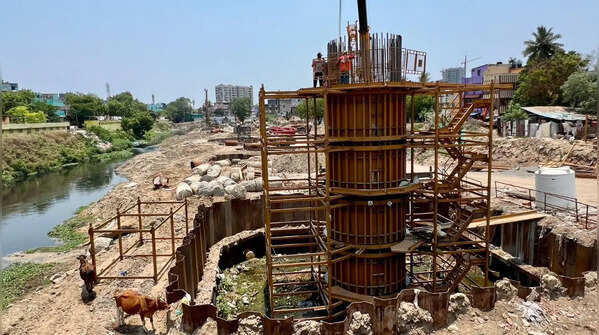 Four-lane expressway designed for smoother movement
