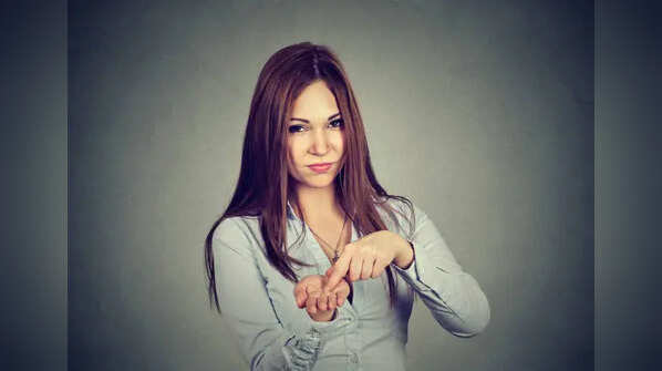 She uses emotions to control financial decisions