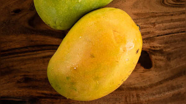 Malihabadi Dusseheri Mango