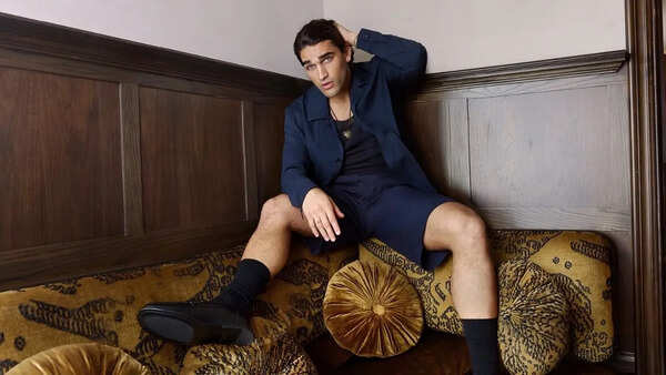 Josh Heuston Pictures