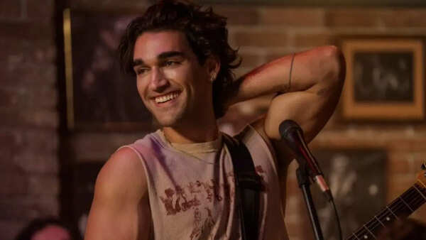 Josh Heuston Stills