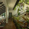 Plants and verandas reduce the heat naturally