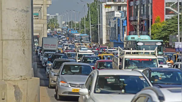 17.1 km tech corridor to be rebuilt in two phases