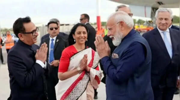 PM Modi welcomed by India’s envoy to Italy in Rome