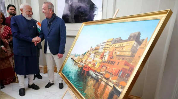 Italian Artist brings the spirit of Kashi to Rome