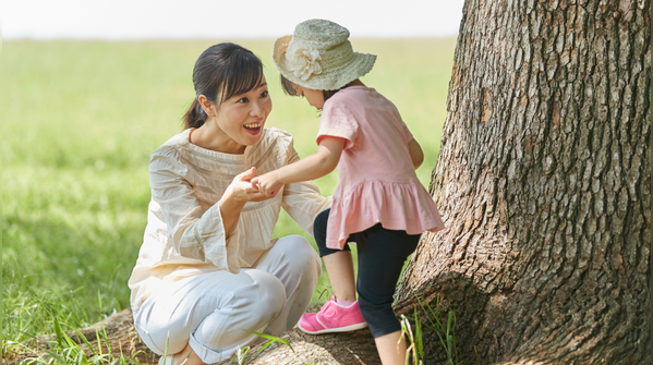 Encourage daily outdoor play