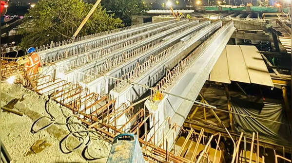 Final girder launched in key SATIS flyover milestone near Kalyan station