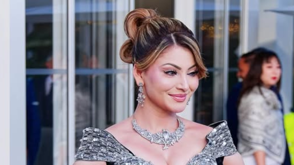 Urvashi Photos