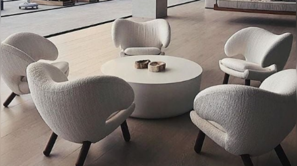Pelican Chair and round coffee tables