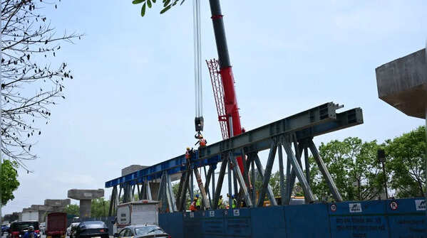 Elevated freeway extension progress update