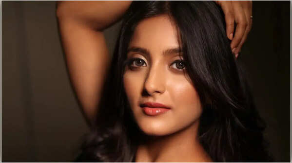 Did it continue even after you became a popular face in Television ?