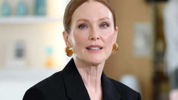 Julianne Moore Photos