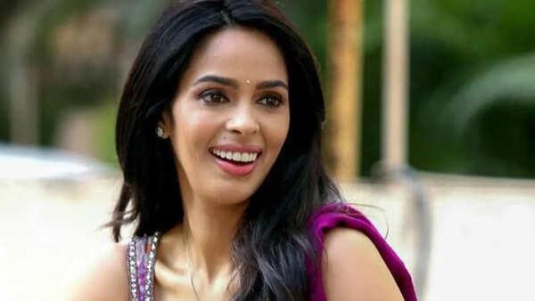 Mallika Sherawat Photos